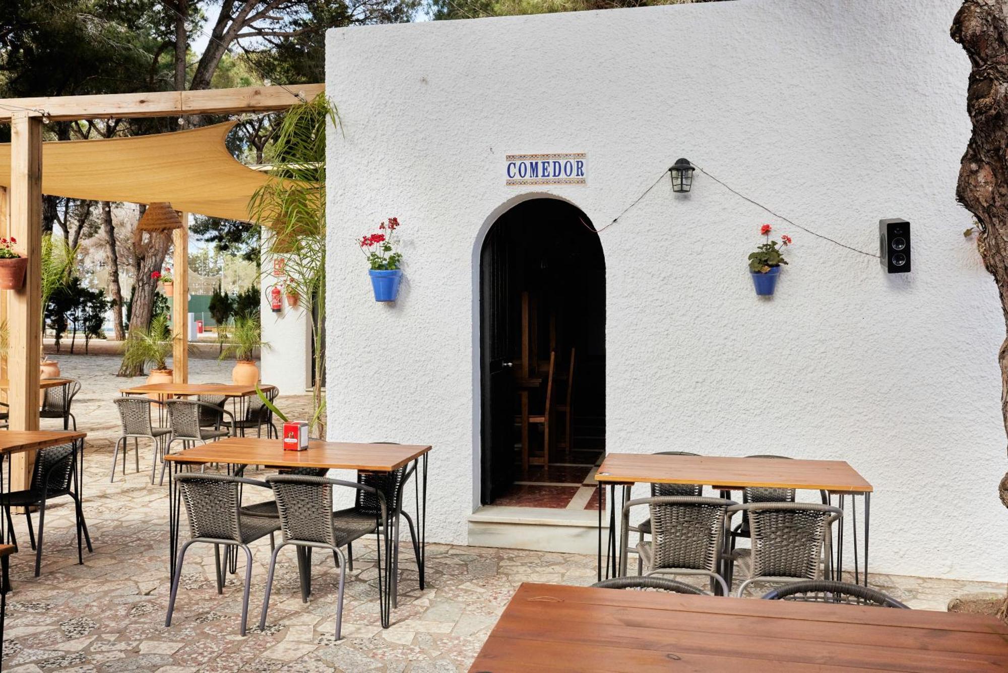 Hotel Taiga Conil Conil De La Frontera Exterior foto